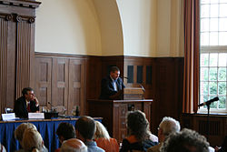 2008 09 Marc Headley speaking at Hamburg conference on Scientology 01