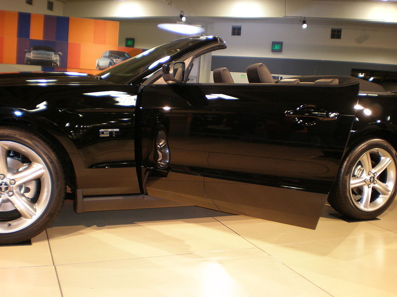 File:2010 black Ford Mustang GT side.JPG