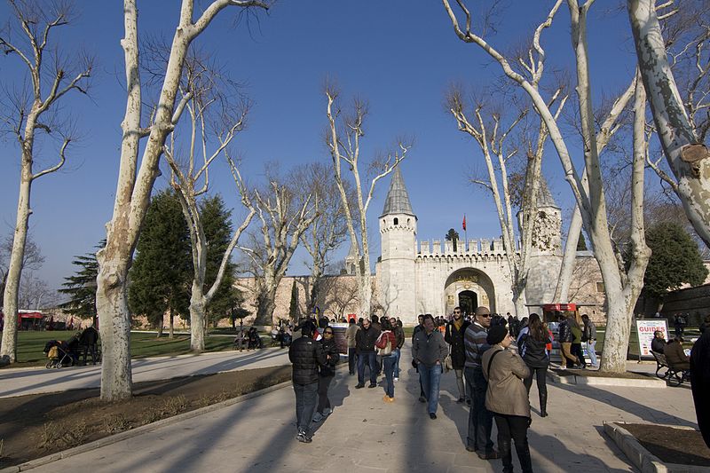 File:2013-01-02 Topkapı Palace 01.jpg