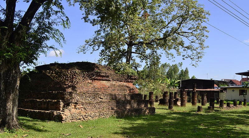 File:201312161124a HL ps Sukothai, Wat Chedi Yod Hak.jpg