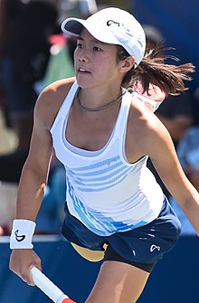 2017 Tenis AS Terbuka - Babak Kualifikasi - Danielle Lao (USA) def. Jana Fett (CRO) (36895443785) (dipotong).jpg