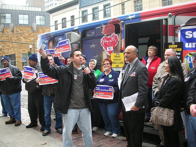 File:AFL CIO protest of Rite Aid 2009.jpg