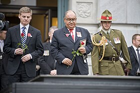 English (left) at a 2011 Anzac Day service in Wellington, alongside then-Governor-General Sir Anand Satyanand (centre) ANZAC Day service at the National War Memorial - Flickr - NZ Defence Force (13).jpg