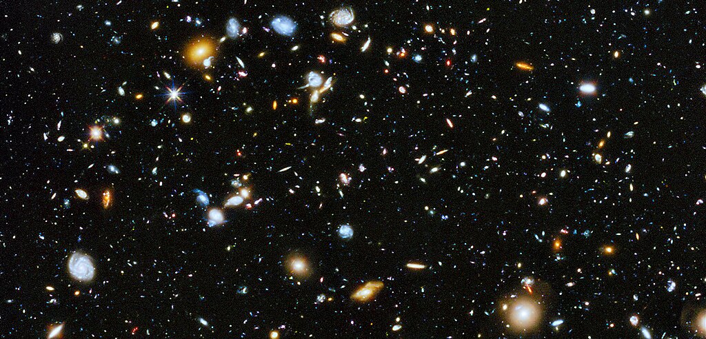 File:An excerpt of the Hubble Deep Field (STScI-gallery-1427a-2000x960).jpg  - Wikimedia Commons