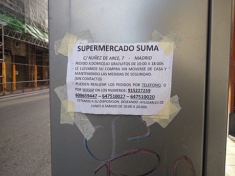 Anuncio de un supermercado con envíos a domicilio