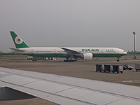 B-16713 - B77W - UNI Air