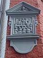 "Ecce Homo"-statie van de kruisweg op de hoek van de Sint-Godelieve-kapel, gerestaureerd in de 3e fase
