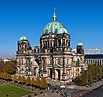 Berliner Dom im Jahr 2017 von der Humboldt-Box aus gesehen