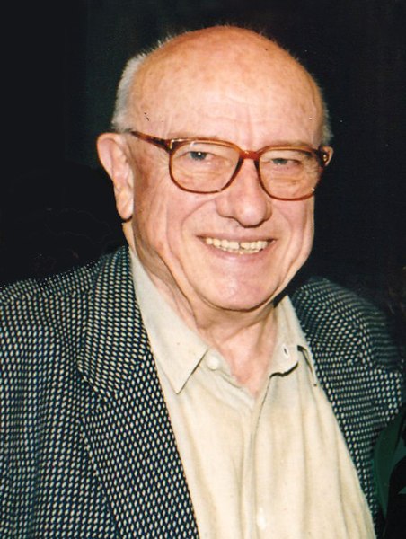 File:Bernard Clavel-FIG 1999 (3).jpg