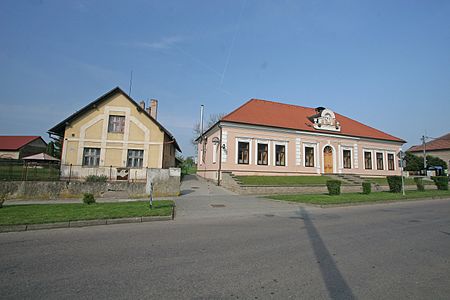 Bezděkov, Pardubice