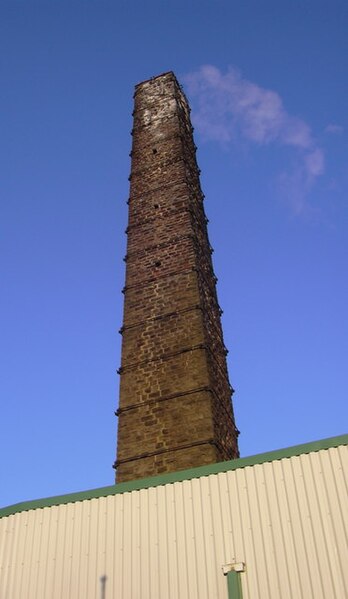 File:Birtwistle's Mill Chimney - geograph.org.uk - 1110032.jpg