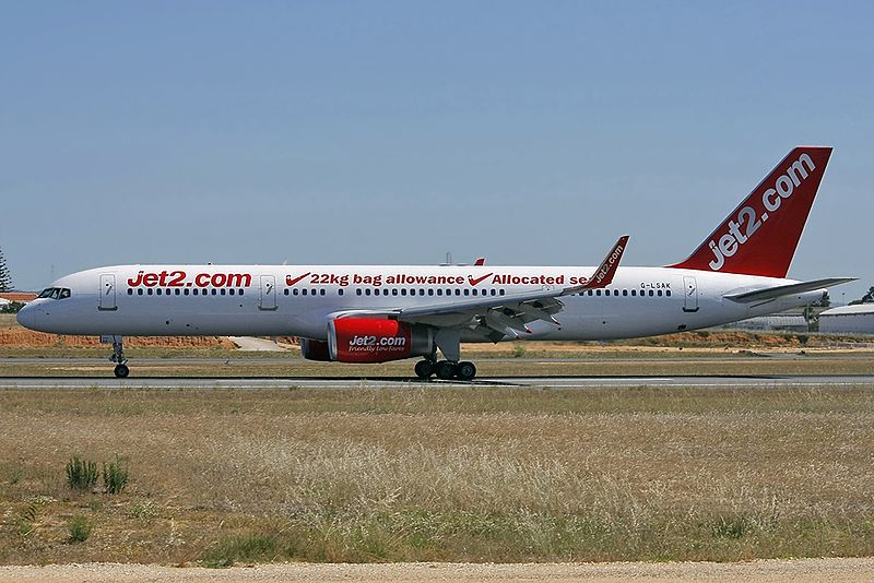 File:Boeing 757-23N, Jet2.com JP7145870.jpg