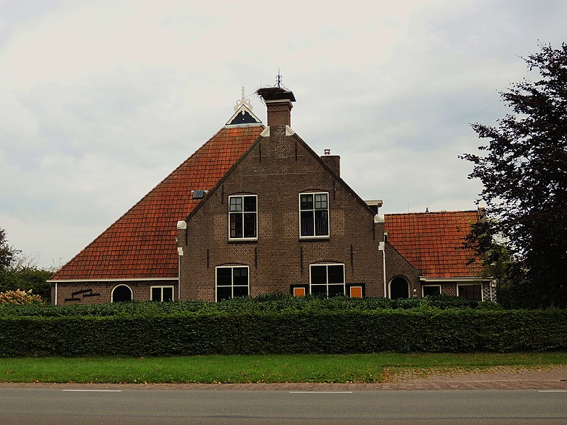 File:Boerderij aan de Sweachsterwei.JPG