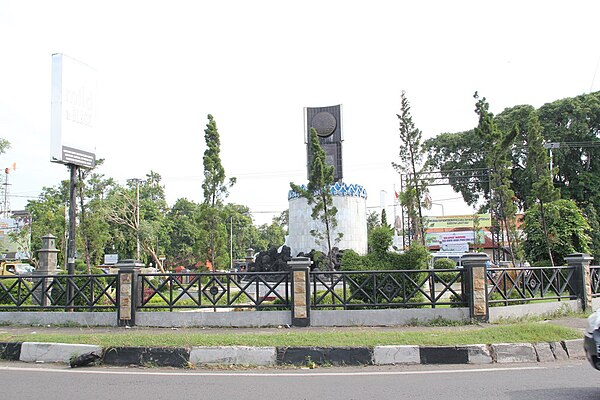 Image: Bundaran Krucuk, Kota Cirebon