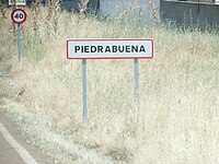 Cartel de entrada a Piedrabuena.jpg