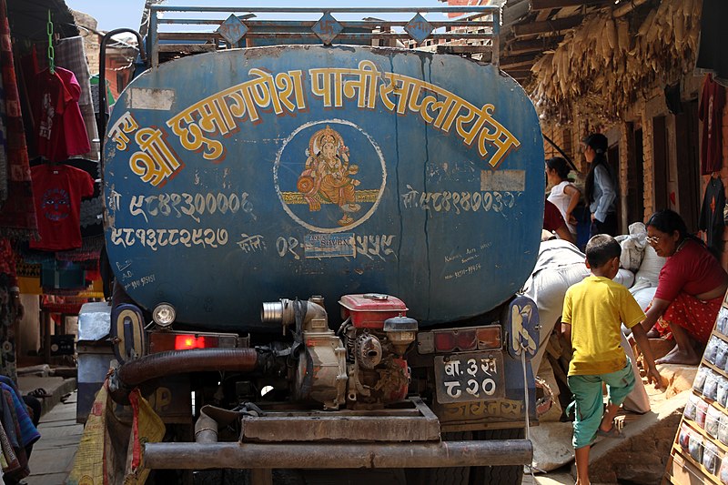 File:Changu Narayan-Dorf-18-Wasserversorgung-2014-gje.jpg