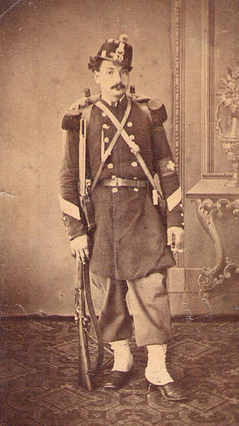 File:Chasseur d'infanterie 1861, il est armé d'un fusil Vetterli mod.1871.jpg