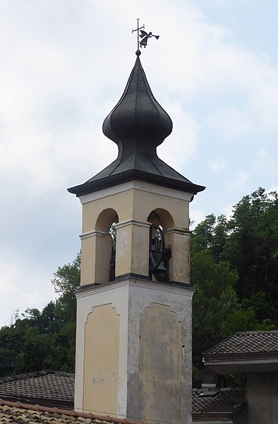 File:Chiesa di Tavernaro - Campanile.jpg