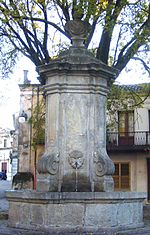 Fontana dell'Olmo (1730)