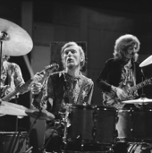 Ginger Baker in 1968 Clapton with Cream on Fanclub in 1968.png