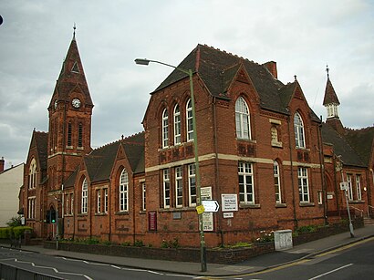 How to get to Harborne Primary School with public transport- About the place