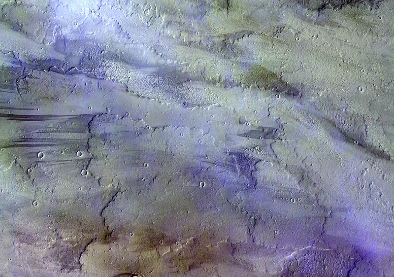 File:Clouds over lava flows on Mars ESA384876.jpg