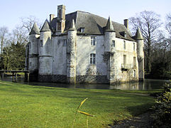 Le côté ouest du château.