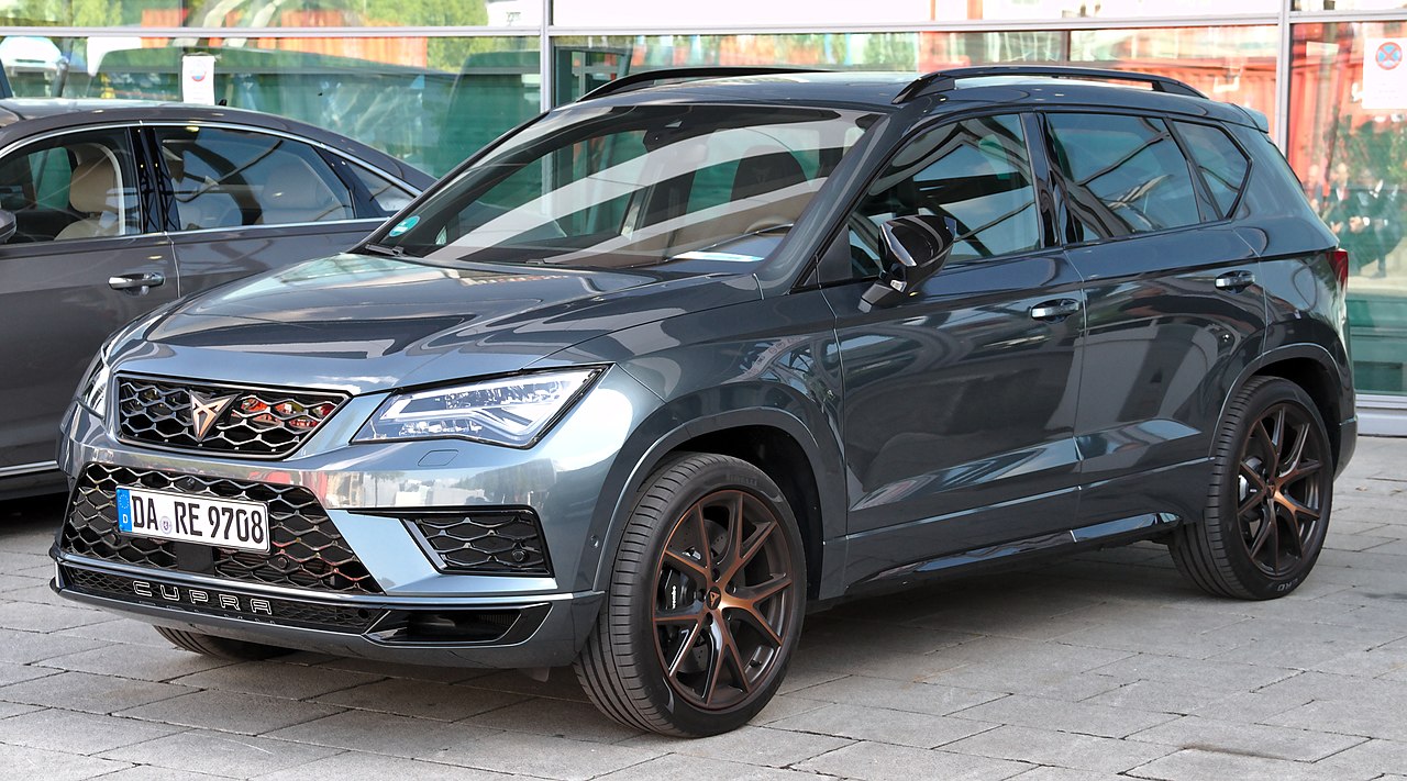 https://upload.wikimedia.org/wikipedia/commons/thumb/9/95/Cupra_Ateca_at_IAA_2019_IMG_0545.jpg/1280px-Cupra_Ateca_at_IAA_2019_IMG_0545.jpg