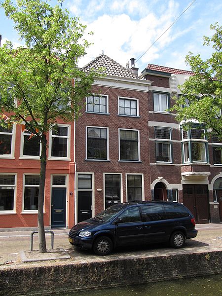 File:Delft - Voorstraat 13.jpg