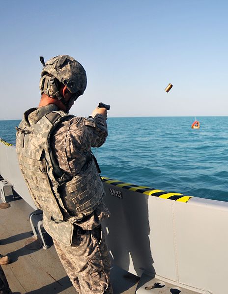 File:Desert soldiers train at sea 110505-A-BS900-149.jpg