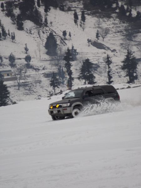 File:Drifting in Kalam Valley.JPG