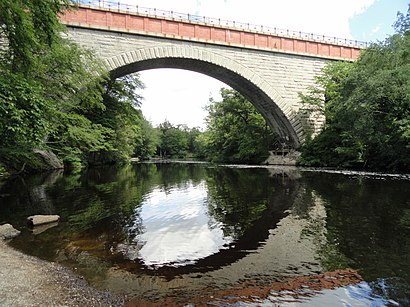 How to get to Echo Bridge with public transit - About the place