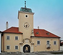 Former town hall Ehem Rathaus 11356 in A-2452 Mannersdorf am Leithagebirge.jpg