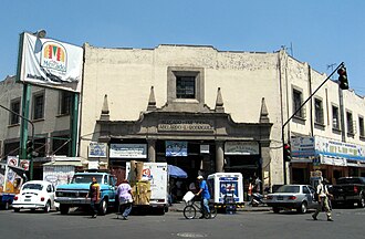 One of the four main entrances EntranceAbRodMktDF.JPG