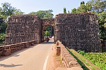 Entrance of Barabati fort Entrance of Barabati fort.jpg