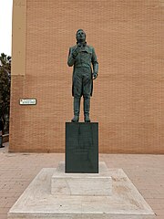 Estatua homenaje a Alfredo Kraus