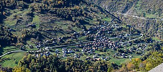 <span class="mw-page-title-main">Euseigne</span> Village in Valais, Switzerland