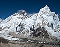 Núi Everest và Nubtse từ Kalapatthar