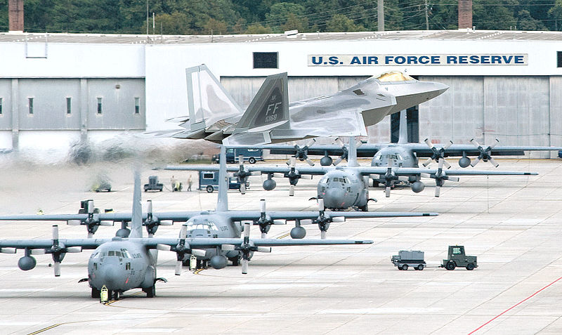 File:F-22 takeoff at Dobbins ARB Georgia.jpg