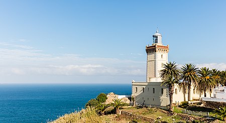 Fail:Faro del cabo Espartel, Marruecos, 2015-12-11, DD 02.JPG