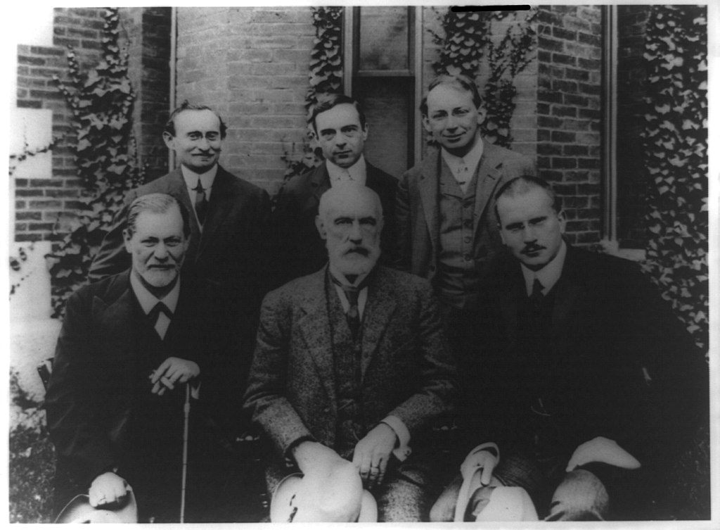 File:Freud et al at Clark University - LOC 3b41123u.jpg - Wikimedia Commons