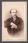 Frithiof Raa (1840-1872). Svensk skådespelare, tecknare och grafiker. Vid Svenska Teatern i Helsingfors 1866-1870, 1871-1872 och gäst hösten 1870. Foto från 1871.