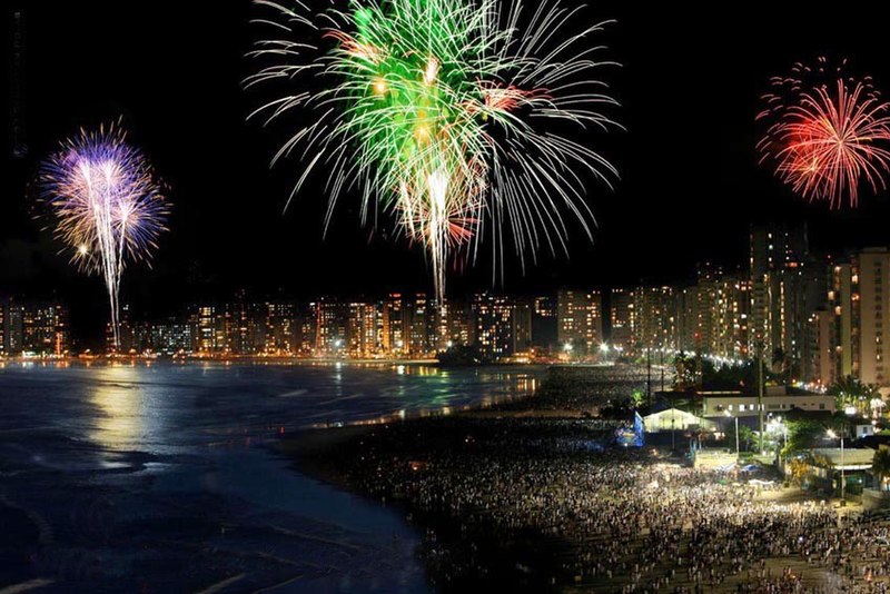 File:GUARUJA PRAIAS IMOBILIARIA - panoramio.jpg