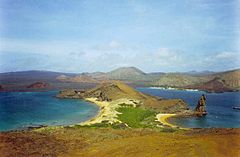 Situs No. 1: Kepulauan Galapagos, sebuah contoh dari sebuah Situs Warisan Dunia yang batas-batas yang diperpanjang (pada tahun 2001 dan 2003), dan termasuk bahaya daftar dari (2007-2010)