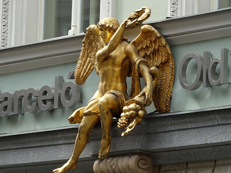 File:Golden angel. Prague. Czech Republic. Золотой ангел на здании. Прага. Чехия - panoramio.jpg