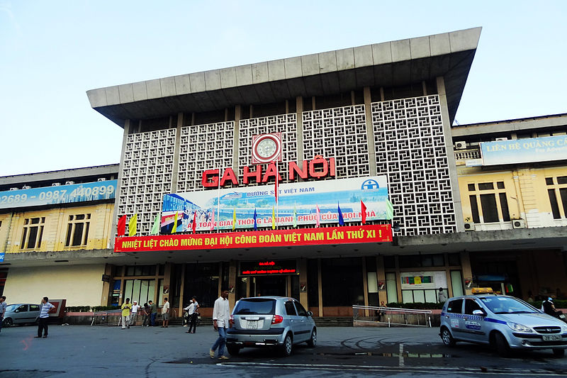 File:Hanoi Railway Station 20130725.jpg