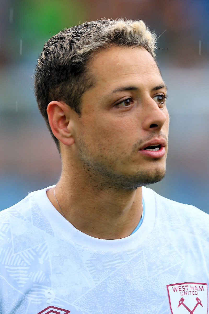 ON SALE NOW: Chicharito's first LA Galaxy jersey