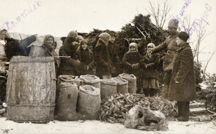 Réquisitions de denrées alimentaires en Ukraine en novembre 1932.