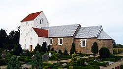 Hune Kirke 2009 ubt.JPG