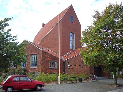 Sådan kommer du til Hyltebjerg Kirke med offentlig transport – Om stedet